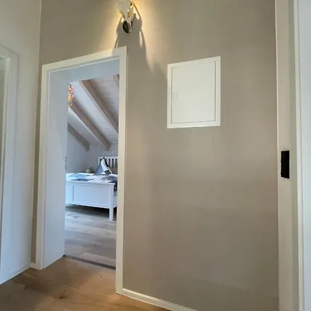 The Red One Edersee Bringhausen