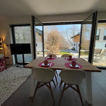 The Red One Edersee Bringhausen