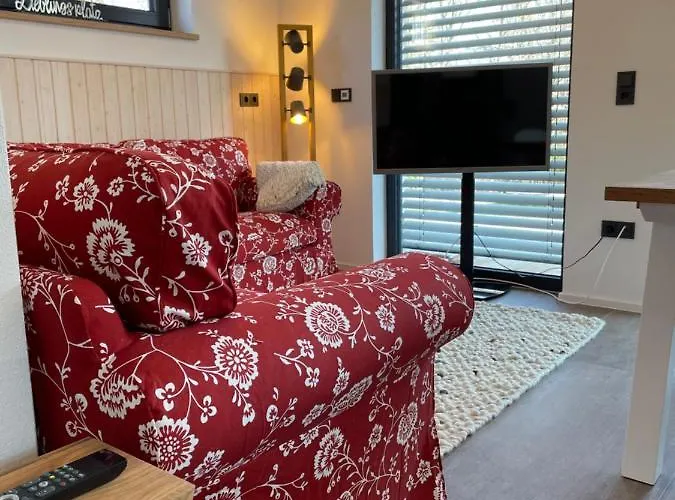 Ferienhaus The Red One Edersee Bringhausen