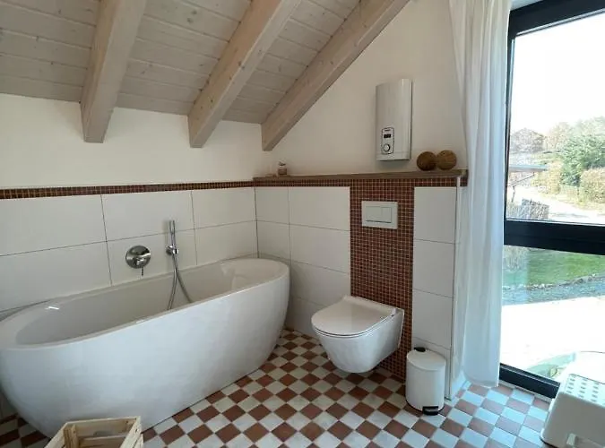 The Red One Edersee Holiday home Bringhausen