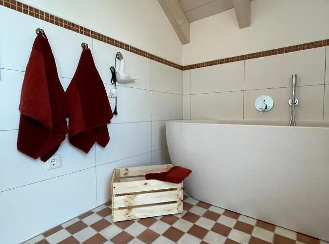 The Red One Edersee *