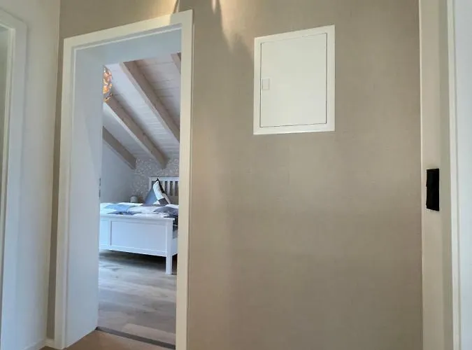 The Red One Edersee Bringhausen