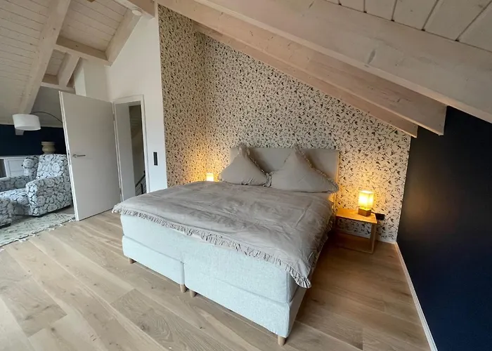 Holiday home The Red One Edersee Bringhausen