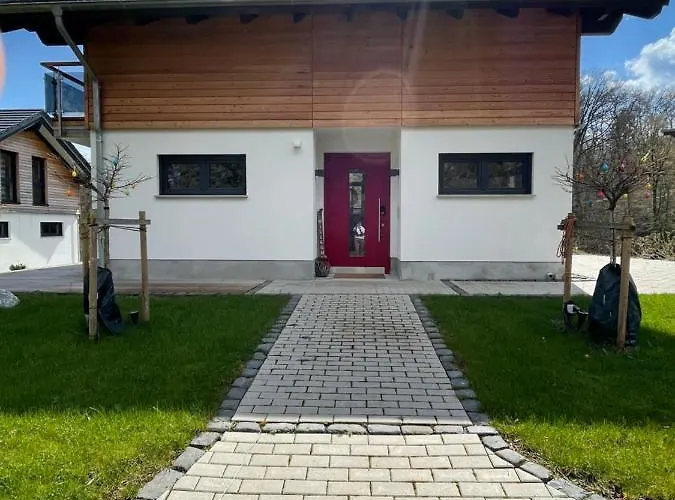 The Red One Edersee Bringhausen