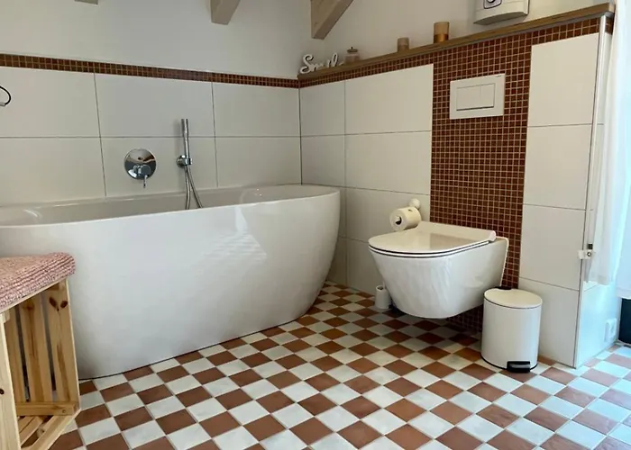 Holiday home The Red One Edersee Bringhausen